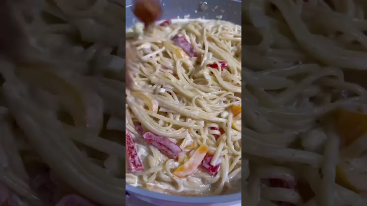 This is something I used to make a lot when I first started cooking Super simple and delicious