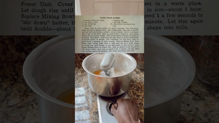 Basic Yeast Batter #shortscreator #nutonefoodcenter #1950s #cooking