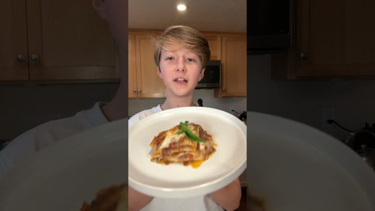 Short Rib Lasagna! #shorts #lasagna #pasta #shortribs #italian #food #cooking #recipe