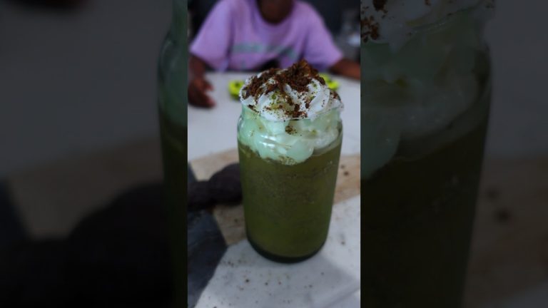 Matcha like a boss! Thin Mint Matcha Frappuccino #shorrts #matcha