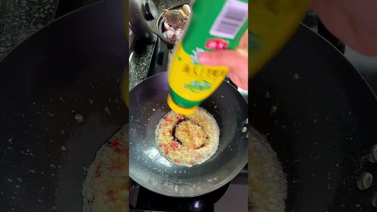 #煲仔菜#廣東美食#海鮮#宵夜#大排檔呢煲嘢真係惹味到飛起但有個湛江朋友話係當地40蚊左右就搞撻曬全部食材我真係相當之羨慕呢個物價