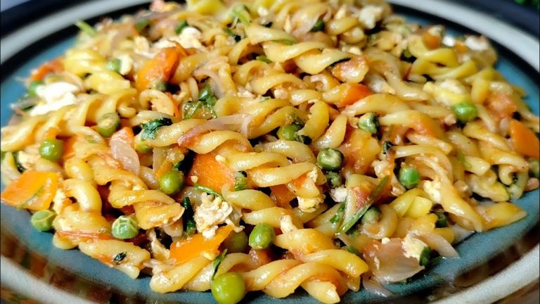 ঘরোয়া উপকরণ দিয়ে মজাদার পাস্তা রান্নার রেসিপি | Easy and Tasty Pasta Recipe | Egg Vegetable Pasta