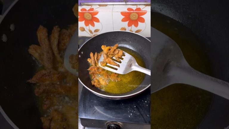 মাত্র ৫০ টাকায় বাড়িতে বানিয়ে নিলাম ক্রিস্পি চিকেন😋 Restaurant Style Crispy Chicken🤤 #food #shorts