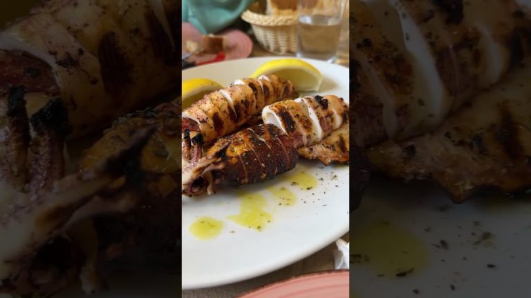 Grilled Squid Кальмар на гриле #squidgame  #grilled #greece #aegina #кальмар #гриль #егина #seafood