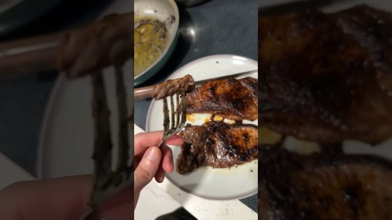Do y’all wanna see the steak video? 🧑‍🍳 #youtubeshorts #steak #steak_cooking #tips #cookingvideo