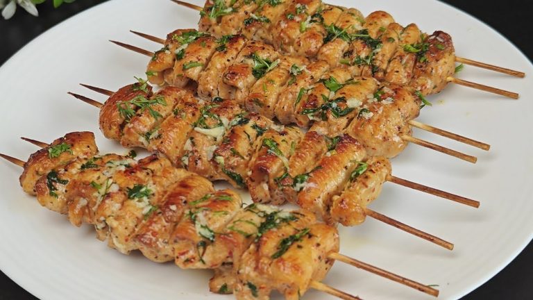 Simple and Delicious Butter Garlic Chicken Tikka | Quick Chicken Starter Recipe