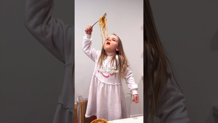 Hidden Veggie pasta sauce + protein