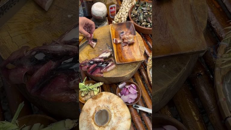 Upgraded ginisang tahong ni #loloherman #lutongbahay #filipinofood #seafoodbinakol #binakol #buko