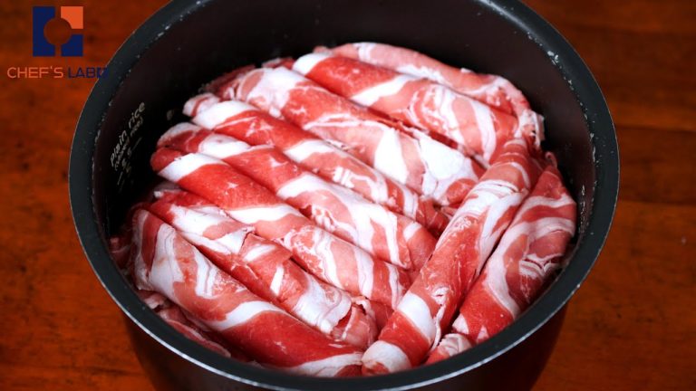 Easy Rice Cooker GYUDON that needs NO Cooking | Yoshinoya Beef Bowl