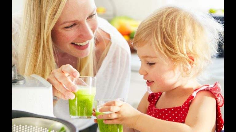 Healthy Smoothies Recipes: Spinach Banana Green Monster Smoothie – Weelicious