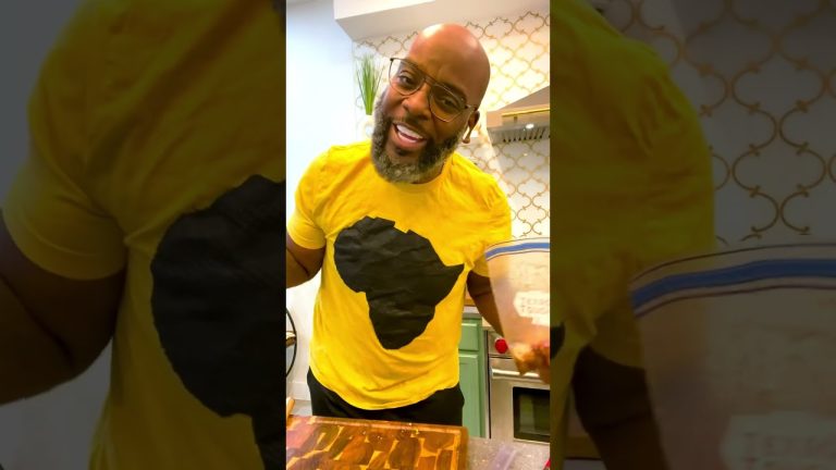 Pork Chop Bulgogi! Recipe is uploading right now to the DariusCooks+ App!!!