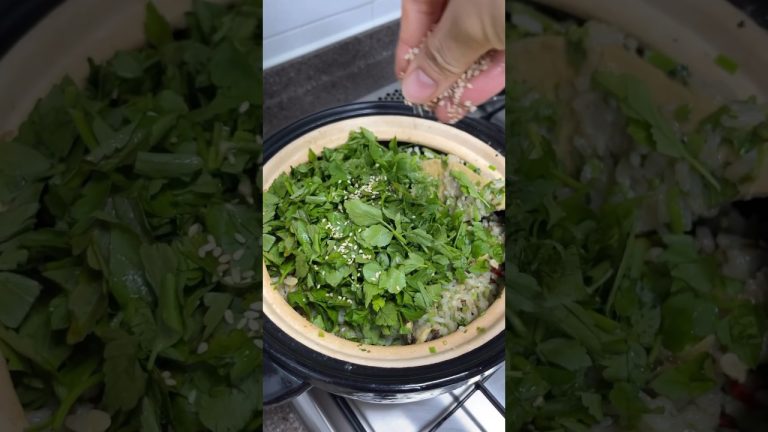 Vegetable you must eat in Korea this time of year! #eatthegoodlife #Koreanfood #minari