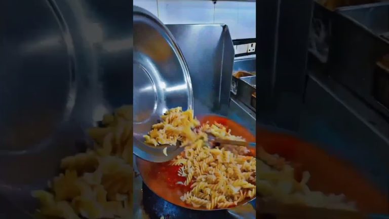 Ye dis pehle kyu nhi khilayi #cheflife #ytshorts #youtubeshorts