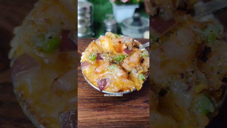 World Smallest Pizza Recipe 🍕🍕🍕#shorts #trending  #food #pizza #cooking