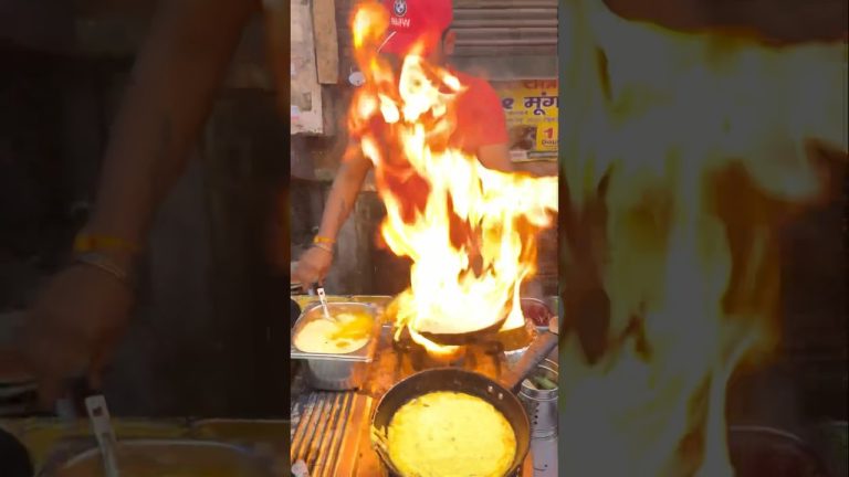 Delhi Ka Famous Moonglet ❤️ || Karol Bagh Street Food 😋 #shorts #foodvideo