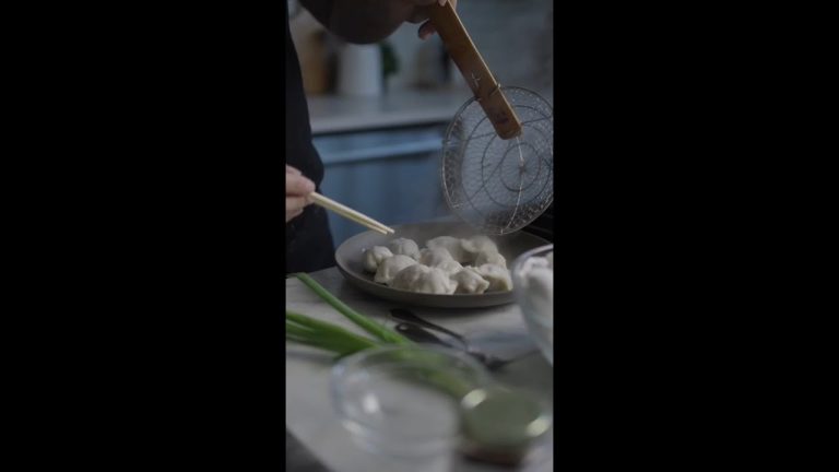 Pork Dumplings with Junzi Dipping Sauce #cookunity #shorts