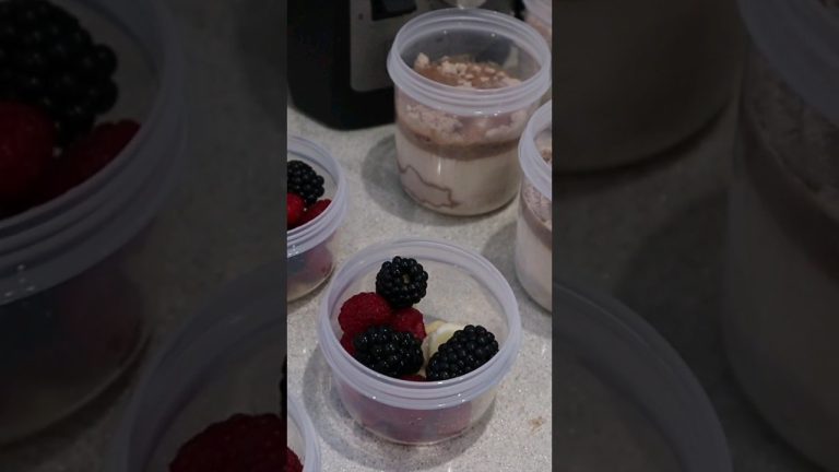 Breakfast On The Go🚶‍♂️#quickrecipe #breakfastrecipe #recipe #oats #wheyprotein #nutrition #foodprep