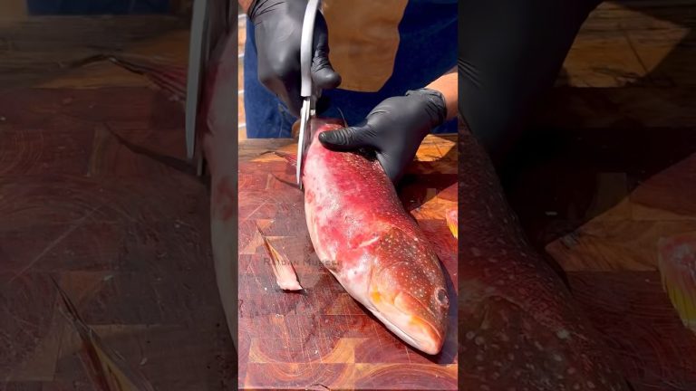 Herbal Fish Faham ഹെർബൽ ഫിഷ് അൽഫഹാം#shorts#shortsfeed#recipe #fish#fishlover#raidanmuneer