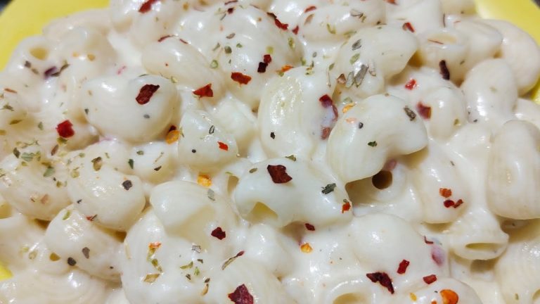 Quick and Easy White sauce Pasta Recipe | Simple White sauce Pasta Recipe | Khan's Kitchen. #viral