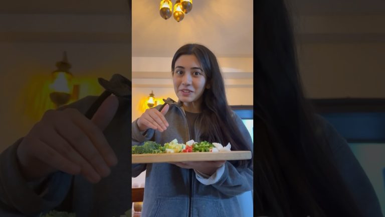 you are going to love vegetables if you try my delicious 20min comfort meal🍲😋 #shorts #indianfood