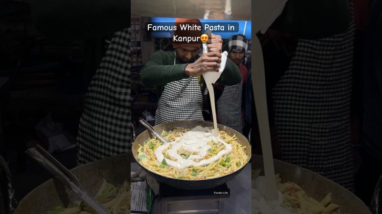 Kya Aapko Pasta Khana Pasand Hai ? #shorts #indianstreetfood #whitesaucepasta