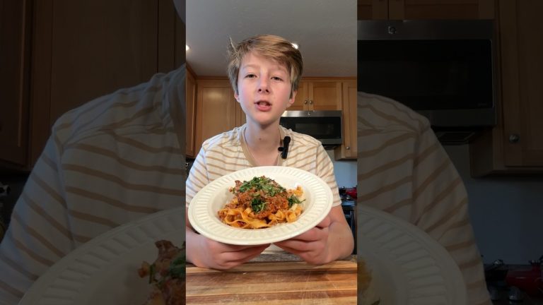 Pasta Bolognese! #shorts #pasta #food