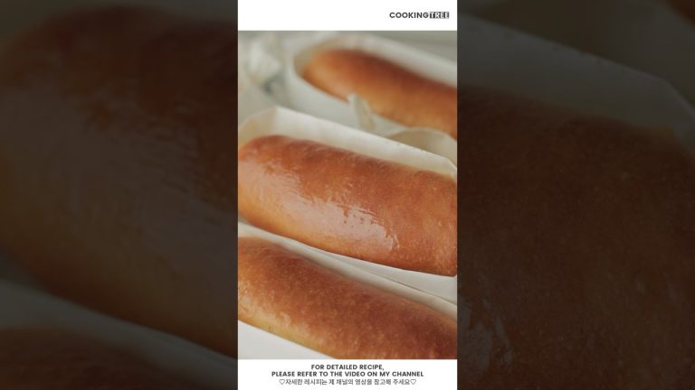 보트에 빵을 태워 보세요! [브리오슈 번 Brioche Bun] #Shorts #Baking