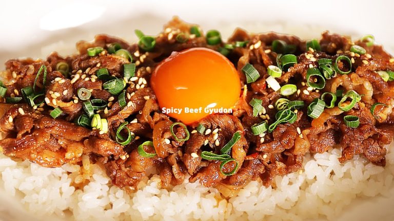 Spicy beef gyudon (Rice bowl recipe)
