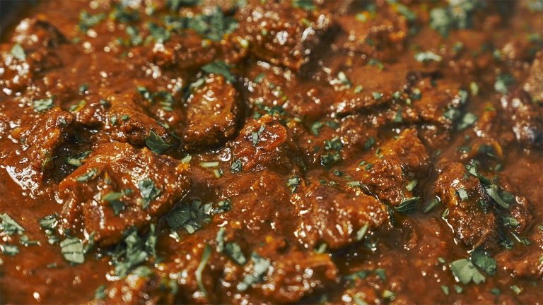 I have never eaten beef in such a delicious sauce! Easy and simple dinner recipe!