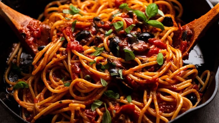 Spaghetti alla Puttanesca – pasta with tomato olive sauce