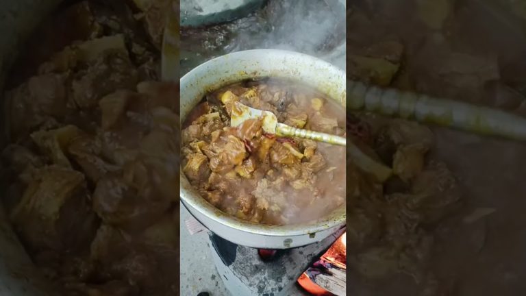 মাটির চুলায় গ্রামের রান্না । #village #villagelife #cooking #recipe #shorts