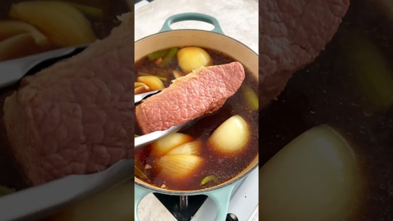 Traditional Corned Beef and Cabbage Recipe