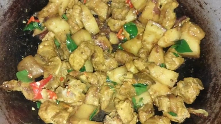 Northeast Village//Green Mustard Leaves With Pork Fry Recipe 😋@Simple &Easy Cooking channel