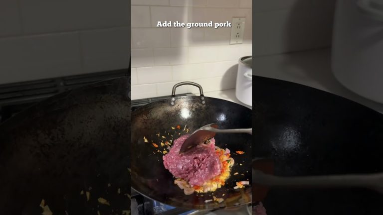 Pad Krapao (Basil Stir Fry) recipe. #thaifood #padkrapao #spicy #spicyfood #homecooked #homecooking