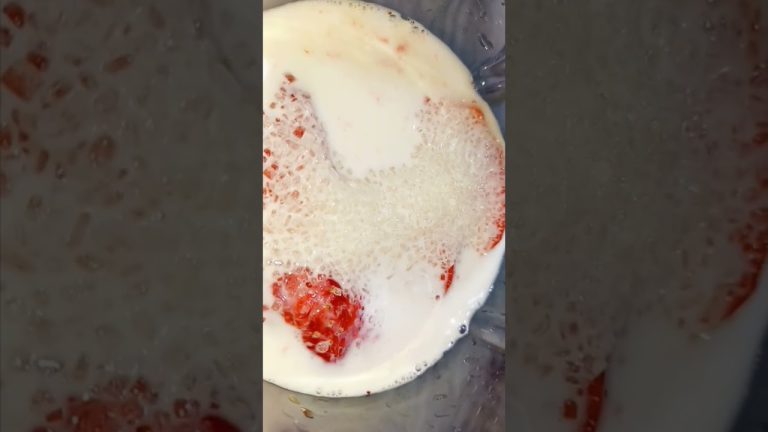 Creamy Strawberry Agua Fresca|Strawberry Milkshake at Home|Strawberry Milkshake Smoothie|Easy Recipe