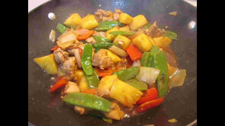 Chinese Chicken & Pineapple Stir Fry with Rice Recipe ~ Chinese Cooking