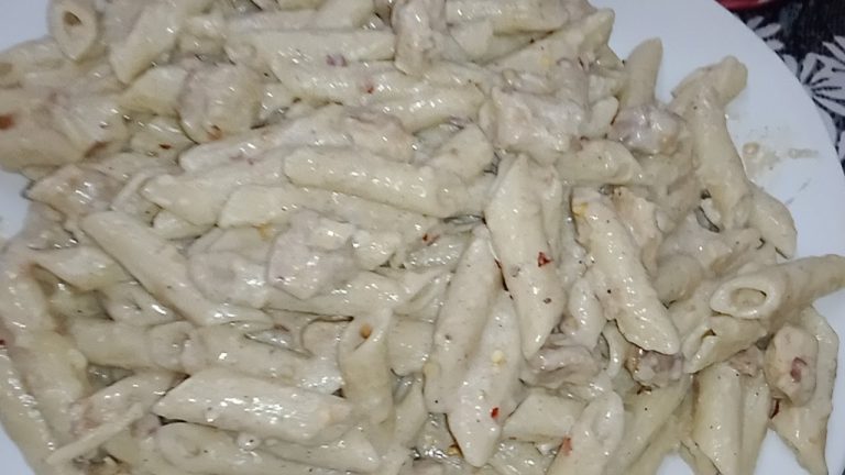 White sauce pasta #video #recipe #stepbystep #cooking #whitesaucepasta #bonelesschicken