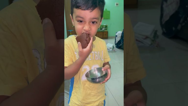 మా బాబు కోసం ఇంట్లోనే Healthy గా Chocolate Cake 🍰 చేశాను #shorts #viral