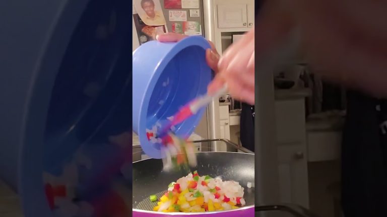 The “EASIEST” Stuffed Bell Peppers Recipe #food  #recipe #foodie #cooking