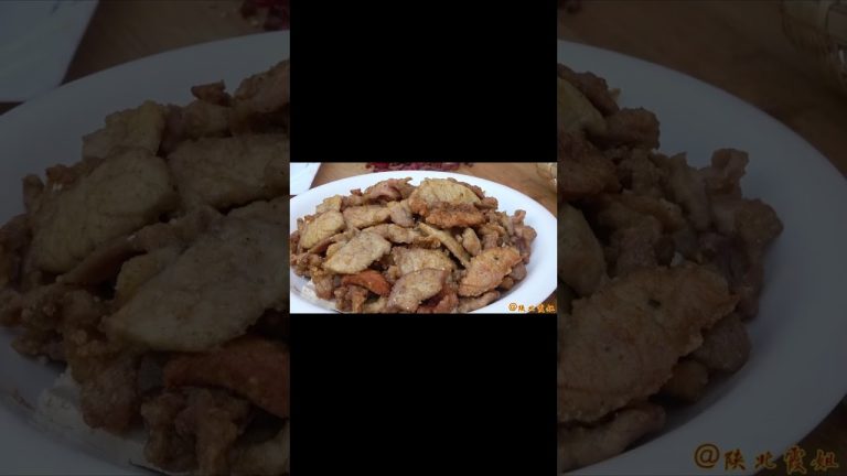 霞姐用3斤猪肉做家常“猪肉豆腐”，外酥里嫩做法简单，一上桌就被抢光了
