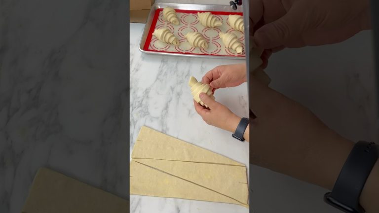 Croissant|#recipe#baking#bake#yummy#foodie#food#sweet#dessert#croissant#shorts#health#eat#dough#reel