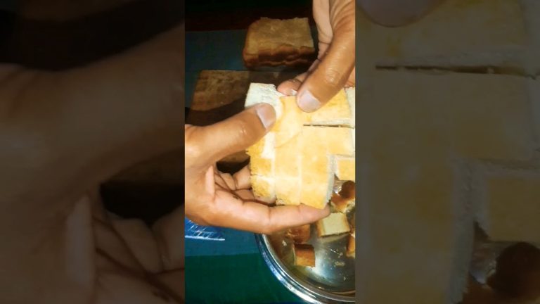 පොඩි බඩගින්නට කොටුපාන් 😁🙂| bread kottu recipe #shorts