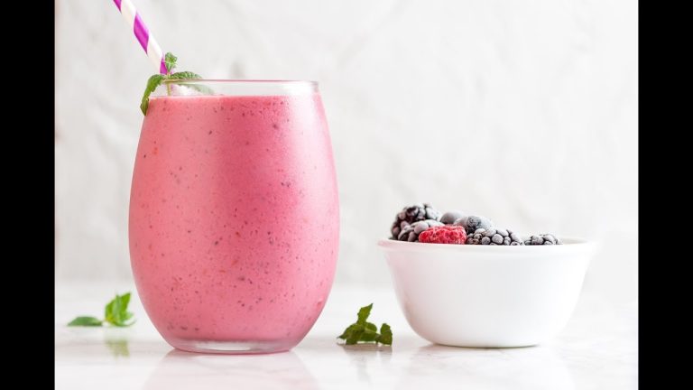 THE NUTRIBULLET FROZEN MIXED FRUIT SMOOTHIE RECIPE