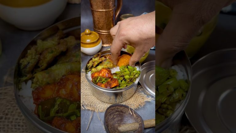 School Time Lunch Box #lunch #lunchbox #malayalam #keralam #food #school #memories #seafood #foodie