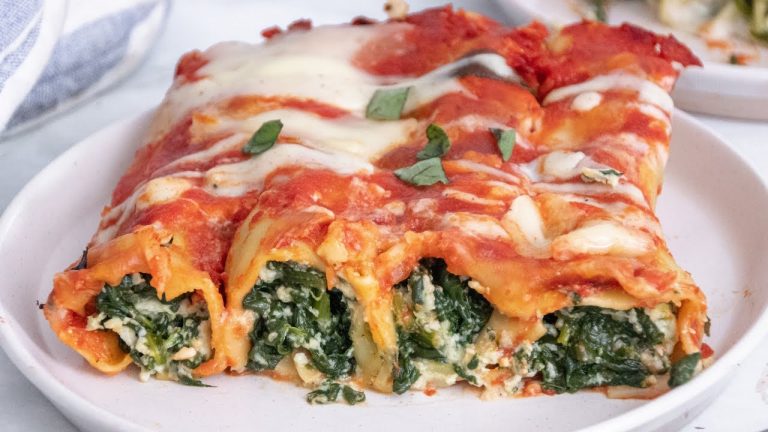 ITALIAN CANNELLONI RECIPE | Stuffed Pasta with Ricotta and Spinach (Vegetarian)