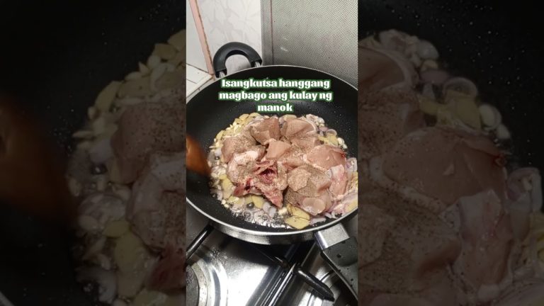 Classic Tinolang Manok #tinolangmanok #chickenrecipe #easyrecipe  #shorts #howtocooktinolangmanok