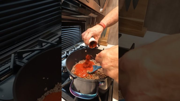 Come Make Dad's Spaghetti With Us! #shorts #spaghetti #familyrecipes #asmr #cooking #foodie