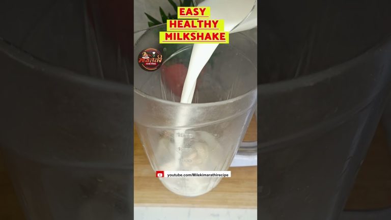 Easy BANANA Milkshake Recipe 🍌🍌 #bananashake #bananas #bananarecipe #milkshake #shakerecipe #drink