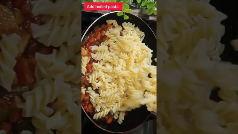 Chicken Vegetables Easy Pasta Recipe #recipeshort #pastacooking #iftarrecipe