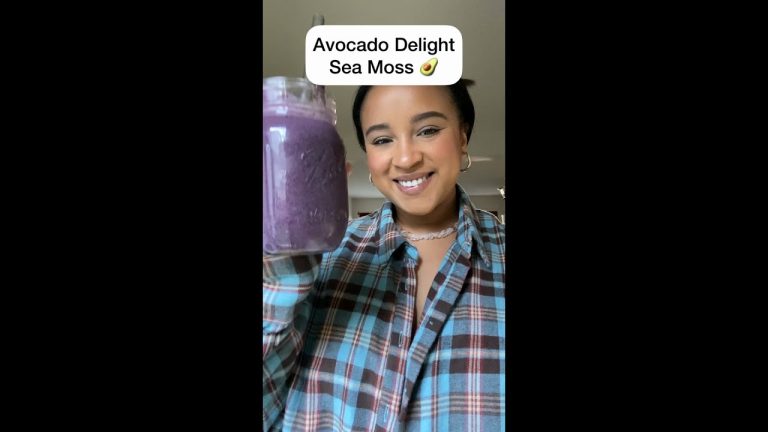 Healthy Avocado Breakfast Smoothie Recipe #shorts